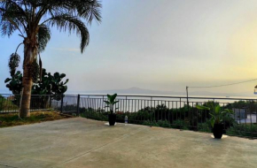 HOME Low Ceiling Verga Sea View